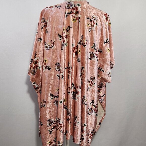 Do Everything in Love Women's One Size Velour Floral Kimono Cardigan Cover-Up - Picture 11 of 16